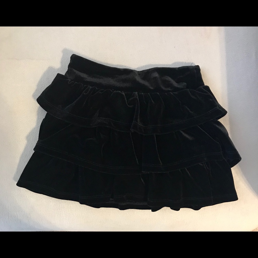 Size 4 Hartstrings Black Ruffled Skirt